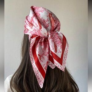 Elegant Red and White Scarf S37